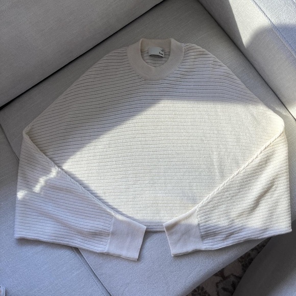 Aritzia Sweaters - ☁️ SOLD ☁️ Aritzia Wilfred Free Lolan Sweater
